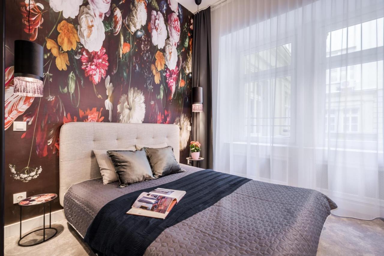 Bpr Kyanit Design Apartments With A/C Boedapest Buitenkant foto